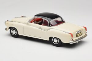 Borgward Isabella Coupe White Revell 1:18 8859 Diecast - image 7 of 8