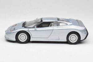 Bugatti EB110 SS Silver Anson 1:18 30303-W-M2 Diecast - image 4 of 8