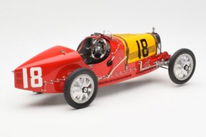 Bugatti T35 National Colors Spain CMC 1:18 M-100-B-016 Diecast - image 2 of 6