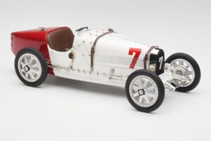Bugatti Type 35 GP Poland 1924 CMC 1:18 M-100 B-003 Diecast - image 4 of 6