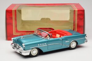 Buick Century Convertible Blue Mira 1:18 6134 Diecast - image 8 of 8