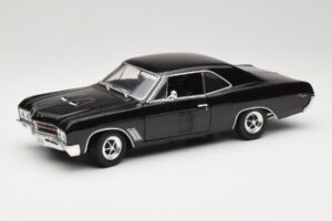 Buick GS 400 Black American Muscle 1:18 33086 Diecast