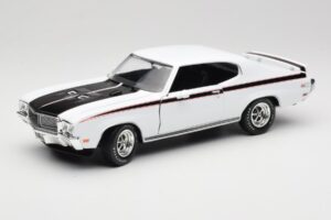 Buick GSX White American Muscle 1:18 AMM1322/06 Diecast