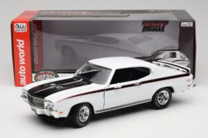 Buick GSX White American Muscle 1:18 AMM1322/06 Diecast - image 8 of 8