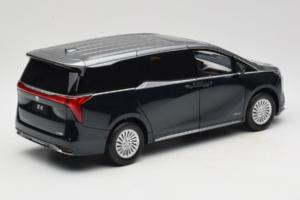 Buick MPV Brown OEM 1:18 GI-20220753 Diecast - image 3 of 8