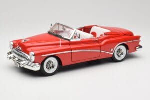 Buick Skylark Red Motormax 1:18 411393-M1 Diecast