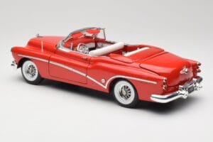 Buick Skylark Red Motormax 1:18 411393-M1 Diecast - image 7 of 8