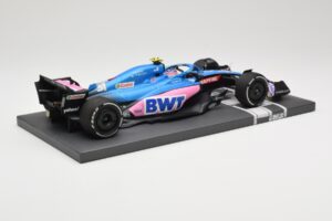 BWT Alpine A522 #31 E. Ocon Australian GP 2022 Minichamps 1:18 117220331 Diecast - image 3 of 6