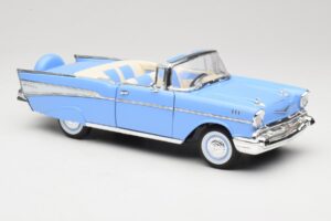 Chevrolet Bel Air Convertible Blue Road Signature 1:18 55/1/0863 Diecast - image 6 of 8