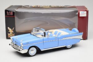 Chevrolet Bel Air Convertible Blue Road Signature 1:18 55/1/0863 Diecast - image 8 of 8