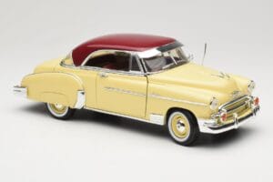 Chevrolet Bel Air Yellow & Red Motormax 1:18 73111 Diecast - image 6 of 8