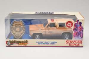 Chevrolet Blazer K5 Police Stranger Things Metals Diecast 1:24 31111-24 Diecast