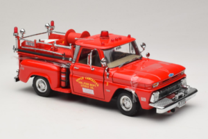 Chevrolet C-20 Fire Truck Sun Star 1:18 1383 Diecast - image 4 of 6
