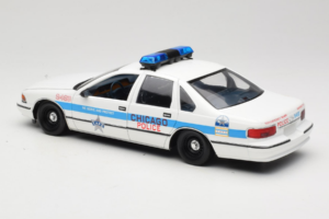 Chevrolet Caprice Chicago Police UT Models 1:18 180142096 Diecast - image 7 of 8