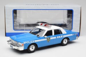 Chevrolet Caprice NYPD Police Car MCG 1:18 MCG18360 Diecast - image 6 of 6