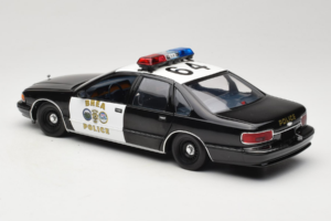 Chevrolet Caprice California Police UT Models 1:18 180142098 Diecast - image 7 of 8