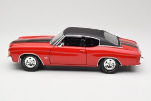 Chevrolet Chevelle SS 454 Red Maisto 1:18 531892 Diecast - image 4 of 8
