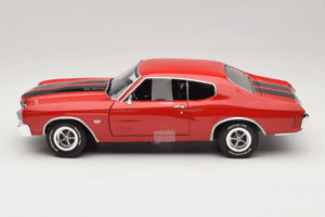 Chevrolet Chevelle SS Red Jack Reacher Auto World 1:18 AWSS109/06 Diecast - image 4 of 8
