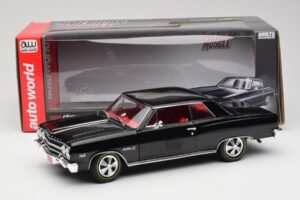 Chevrolet Chevelle Z-16 Black American Muscle 1:18 AMM1061/06 Diecast - image 8 of 8