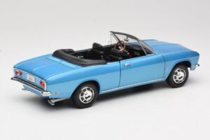 Chevrolet Corvair Monza Convertible Blue Road Signature 1:18 92498 Diecast - image 3 of 8