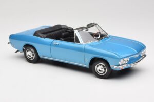 Chevrolet Corvair Monza Convertible Blue Road Signature 1:18 92498 Diecast - image 6 of 8
