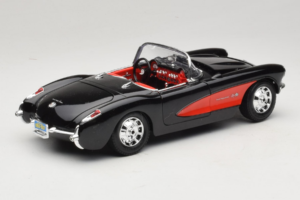Chevrolet Corvette C1 Black & Red Bburago 1:18 3034-M1 Diecast - image 3 of 8