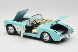 Chevrolet Corvette C1 Blue & White Bburago 1:18 3024-M2 Diecast - image 5 of 8