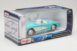 Chevrolet Corvette C1 Mint Green Maisto 1:24 31275 Diecast - image 2 of 3