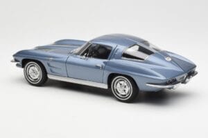 Chevrolet Corvette C2 Blue Grey Metallic AUTOart 1:18 71182 Diecast - image 7 of 8