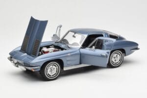 Chevrolet Corvette C2 Blue Grey Metallic AUTOart 1:18 71182 Diecast - image 2 of 8
