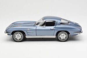Chevrolet Corvette C2 Blue Grey Metallic AUTOart 1:18 71182 Diecast - image 4 of 8