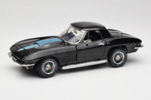 Chevrolet Corvette C2 Black American Muscle 1:18 AMM1099/06 Diecast