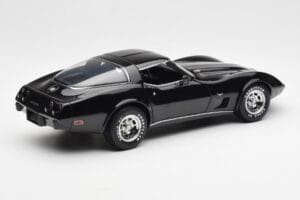 Chevrolet Corvette C3 Black UT Models 1:18 21071 Diecast - image 3 of 8