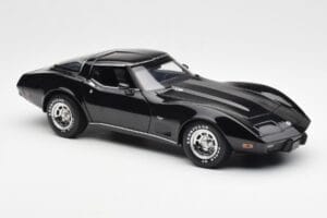 Chevrolet Corvette C3 Black UT Models 1:18 21071 Diecast - image 6 of 8