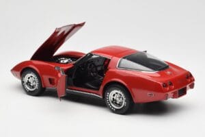Chevrolet Corvette C3 Red UT Models 1:18 21073 Diecast - image 5 of 8