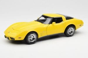 Chevrolet Corvette C3 Yellow UT Models 1:18 21074 Diecast