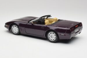 Chevrolet Corvette C4 LT4 Convertible Purple Metallic Maisto 1:18 50277 Diecast - image 7 of 8