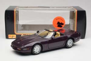 Chevrolet Corvette C4 LT4 Convertible Purple Metallic Maisto 1:18 50277 Diecast - image 8 of 8