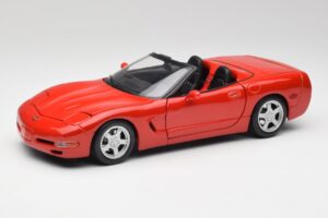 Chevrolet Corvette C5 Convertible Torch Red Maisto 1:18 50318 Diecast