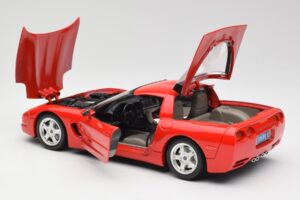 Chevrolet Corvette C5 Red Bburago 1:18 3066 Diecast - image 5 of 8
