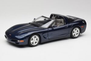 Chevrolet Corvette C5 Nassau Blue Bburago 1:18 30166 Diecast
