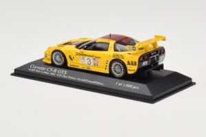 Chevrolet Corvette C5-R #3 R. Fellows / J. O'Connell / O. Gavin ALMS Petit Le Mans 2002 Minichamps 1:43 400021493 Diecast - image 3 of 4