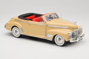 Chevrolet Deluxe Convertible Beige Eagle Collectibles 1:18 3022518 Diecast - image 6 of 8