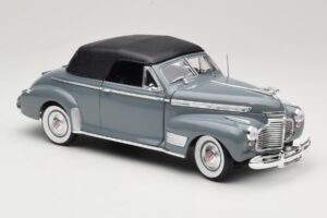 Chevrolet Deluxe Convertible With Soft Top Grey Eagles Race 1:18 7497276 Diecast - image 6 of 8