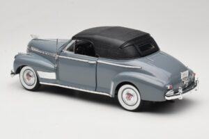 Chevrolet Deluxe Convertible With Soft Top Grey Eagles Race 1:18 7497276 Diecast - image 7 of 8