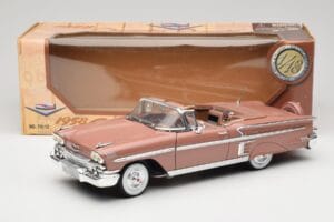 Chevrolet Impala Convertible Brown Motormax 1:18 73112 Diecast - image 8 of 8