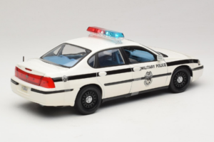 Chevrolet Impala Military Police Maisto 1:18 36611 Diecast - image 2 of 6