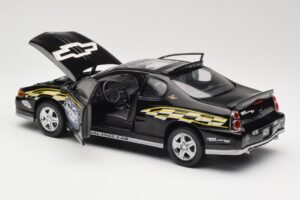 Chevrolet Monte Carlo SS Official Pace Car 2000 Sun Star 1:18 1988 Diecast - image 5 of 8