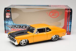 Chevrolet Nova SS Gold Maisto 1:18 31083 Diecast - image 8 of 8