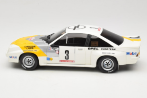 Opel Manta 400 Group B Rally Tour de Corse 1984 With Chevrolet G30 Service Van Otto 1:18 OT491 Resin - image 9 of 13
